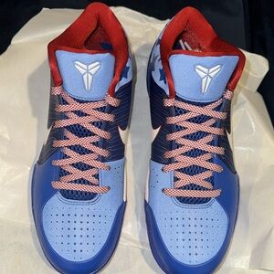 NIKE KOBE IV PROTRO men’s size 10 brand new never worn new box